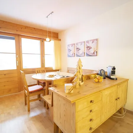 Chasa Trais Fluors 公寓