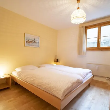 Chasa Trais Fluors *