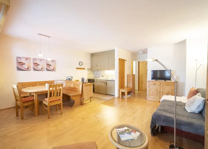 Chasa Trais Fluors Apartman Ardez