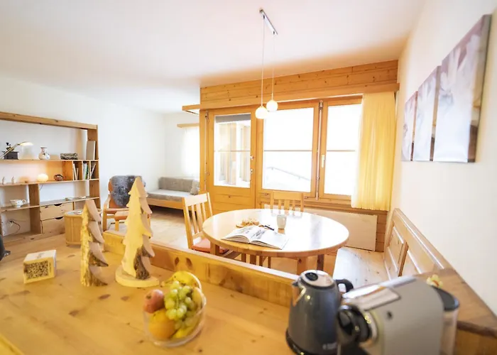 Chasa Trais Fluors *