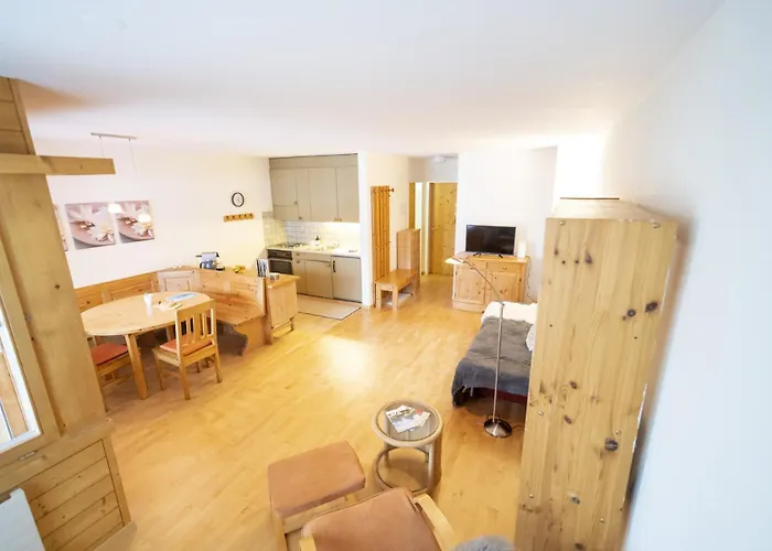 Chasa Trais Fluors Apartman