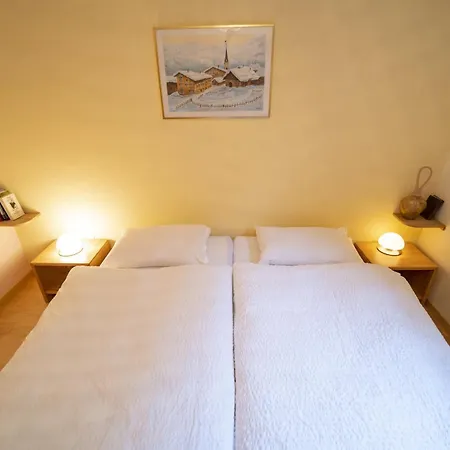 Apartamento Chasa Trais Fluors *