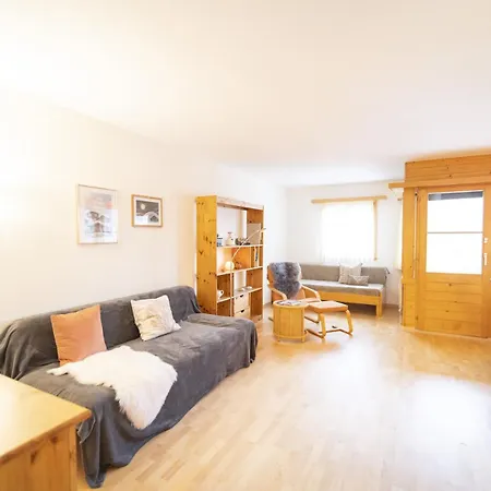 Chasa Trais Fluors * Ardez