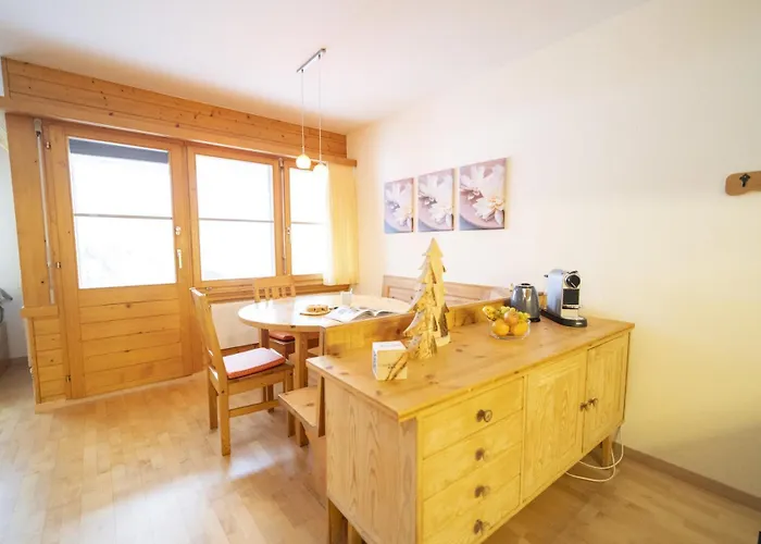 Chasa Trais Fluors Apartment