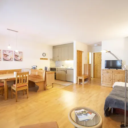 Chasa Trais Fluors Apartment Scuol